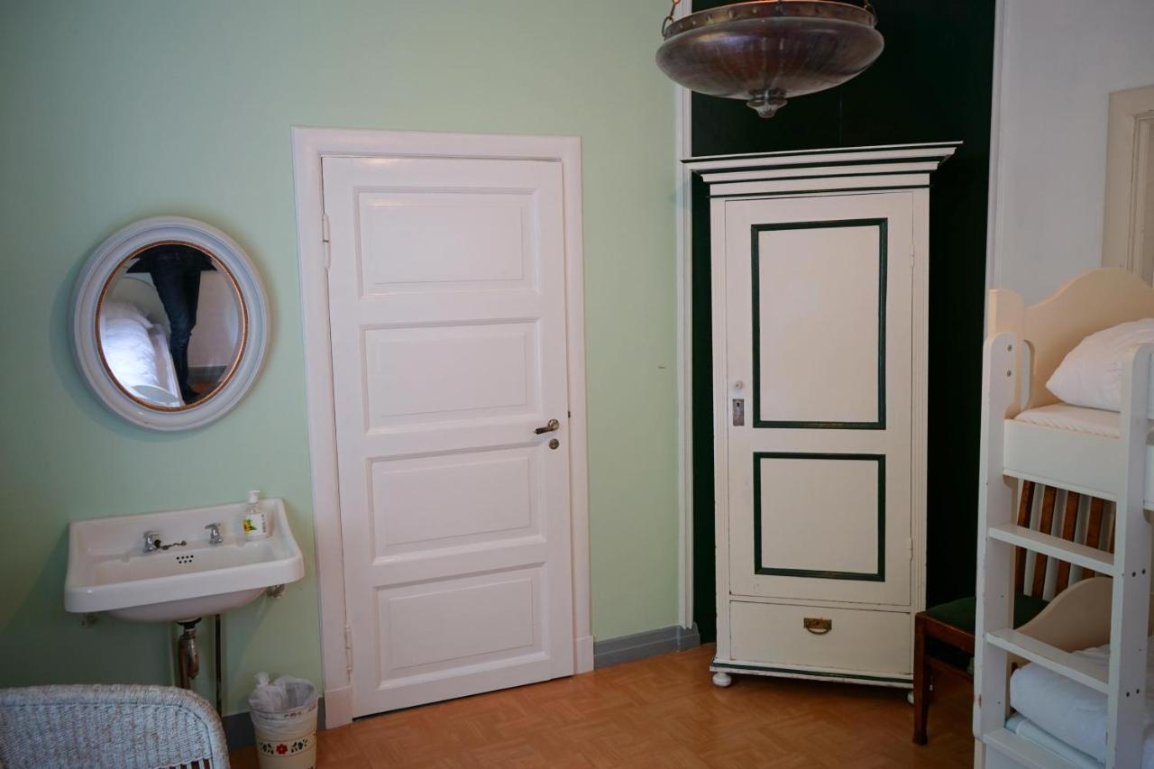 Florli 4444 Hostel Floyrli Экстерьер фото